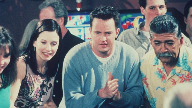 Chandler and Monica playing casino