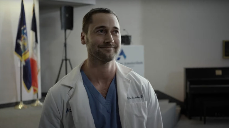 Dr. Max Goodwin smiling in the Pilot of New Amsterdam