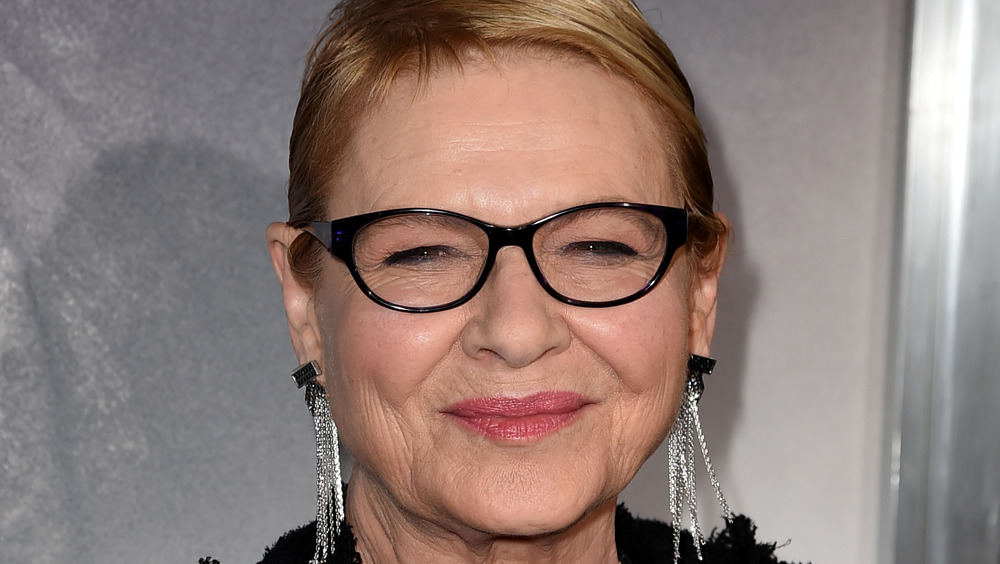 Dianne Wiest smiling glasses