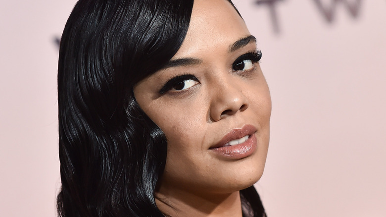 Tessa Thompson sideward glance