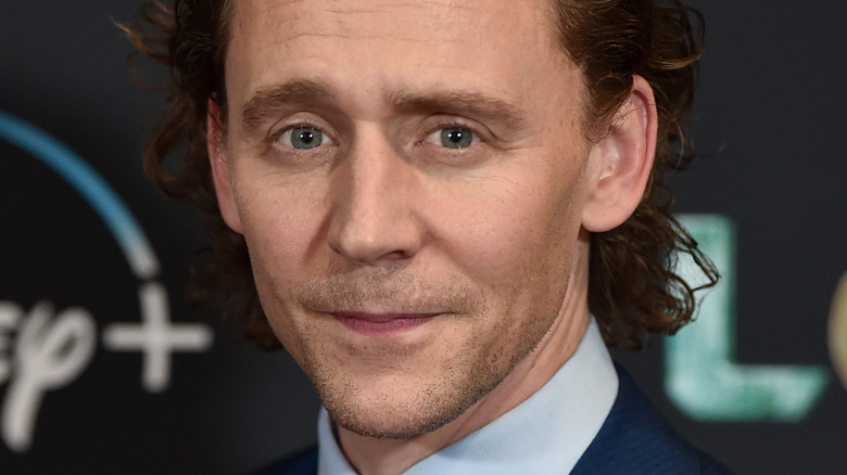 Tom Hiddleston raised eyebrow