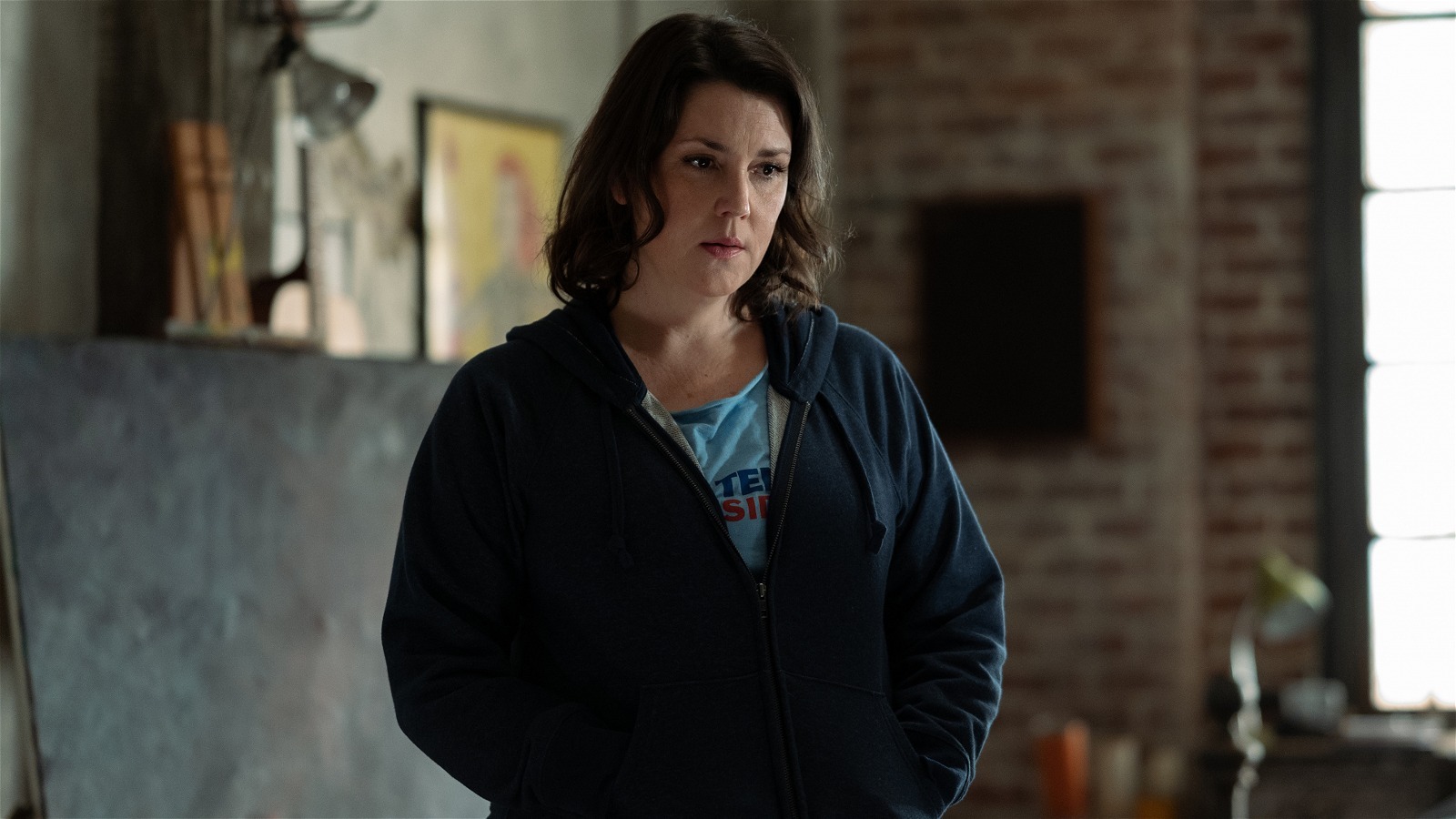 Melanie Lynskey Has A Lot Of Darkness To Draw On For Her Yellowjackets Role – Looper