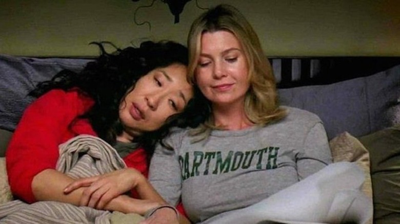 Meredith and Cristina in bed 