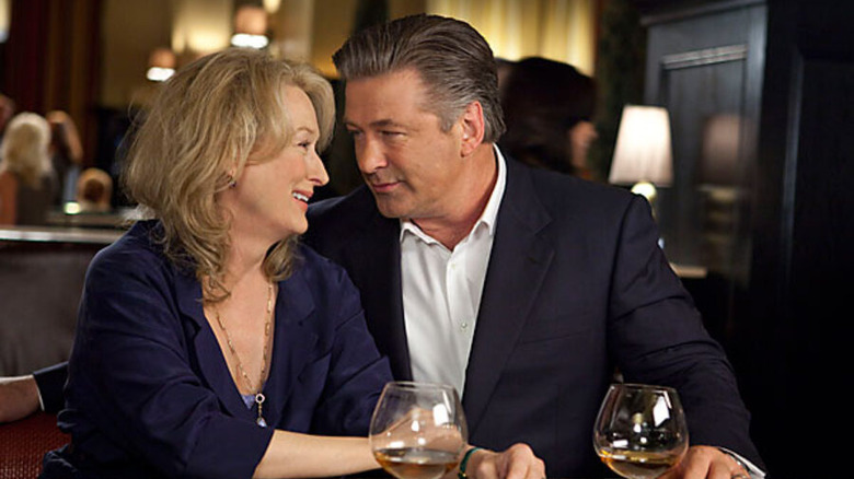 Streep and Baldwin at a bar