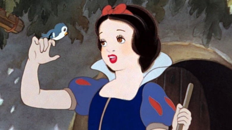 Snow White sings