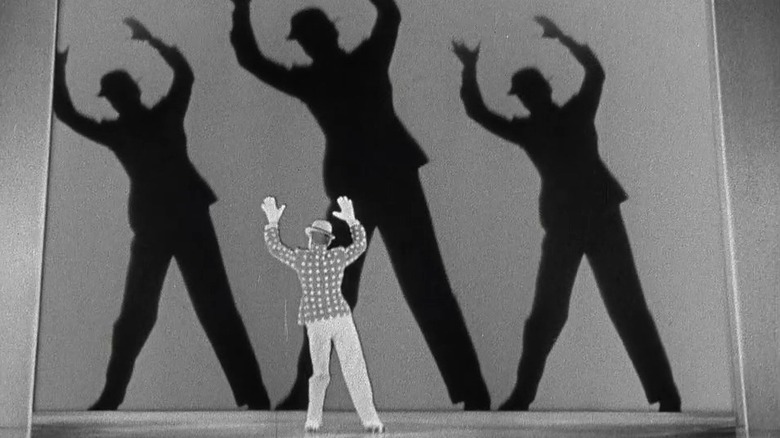 Fred Astaire dances