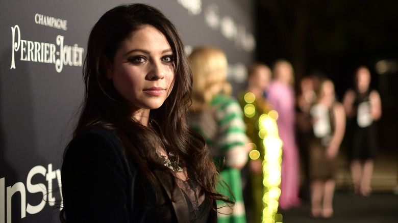 Michelle Trachtenberg at the Third Annual InStyle Awards in 2017