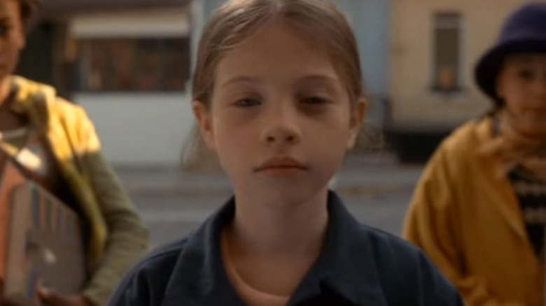 Harriet looking determined in "Harriet the Spy"