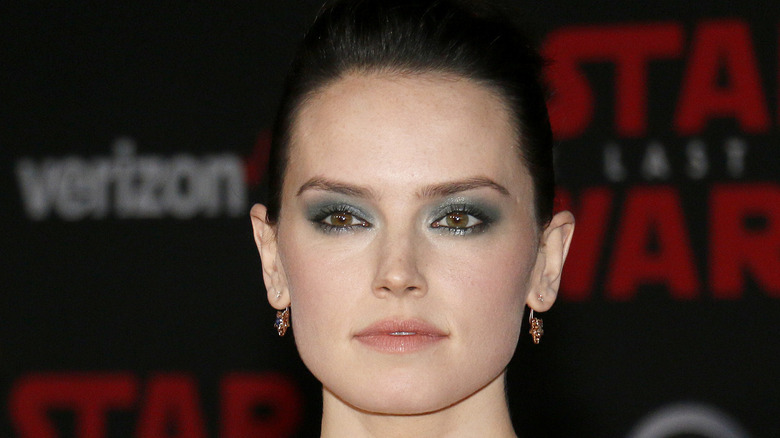 Daisy Ridley in Sci-Fi makeup