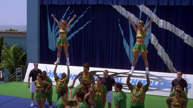 The Clovers perform 