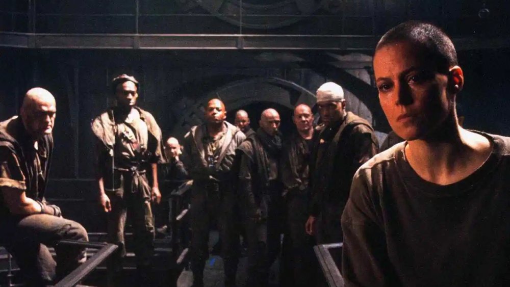 Sigourney Weaver and a whole planet of men in 'Alien 3'