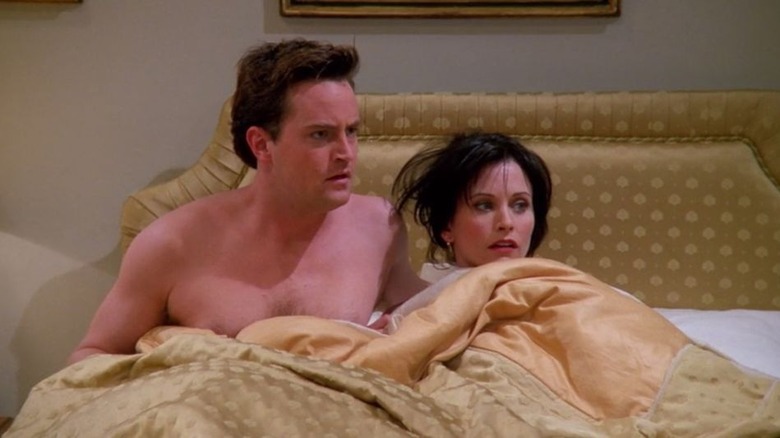 Monica and Chandler in bed