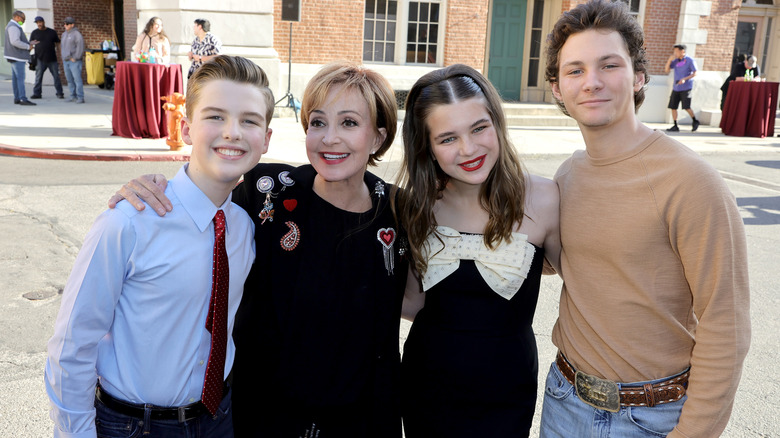 The Young Sheldon cast smiling