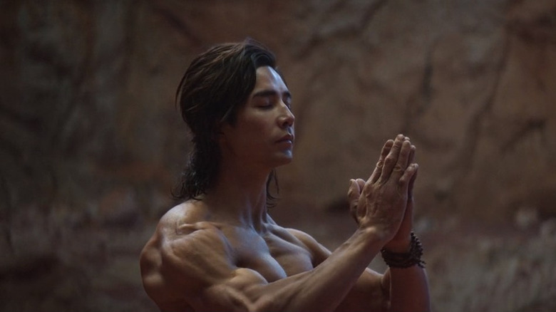 Liu Kang meditating