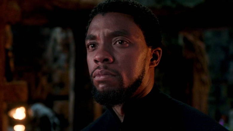 T'Challa speaking with Zuri Black Panther