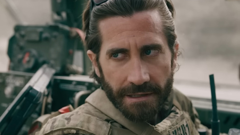 Jake Gyllenhaal serious