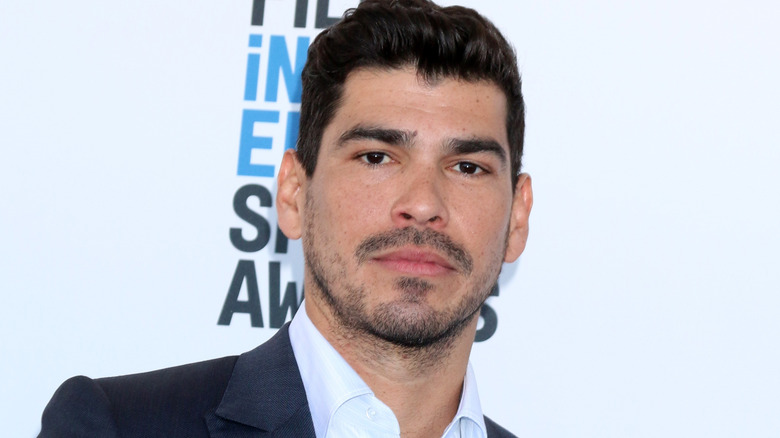 Raul Castillo posing