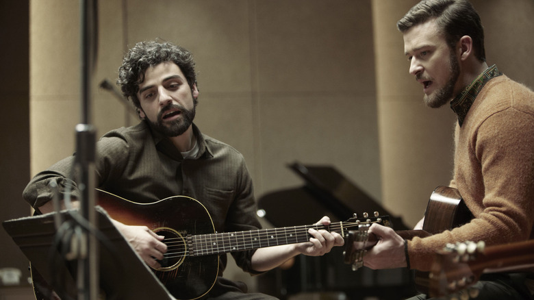 Llewyn and Jim playing guitars