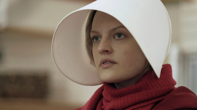 Elizabeth Moss As June Osborne