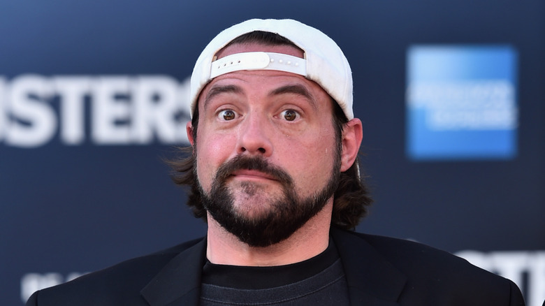 Kevin Smith wearing white hat