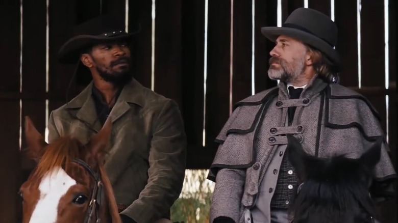 Django Unchained Jamie Foxx points a gun