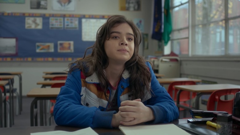 hailee steinfeld in classroom