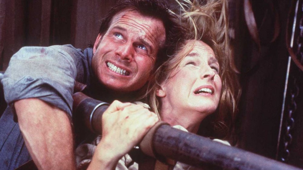 Bill Paxton and Helen Hunt in Twister