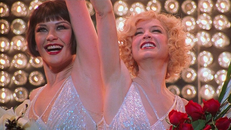 Catherine Zeta-Jones and Renée Zellweger dancing