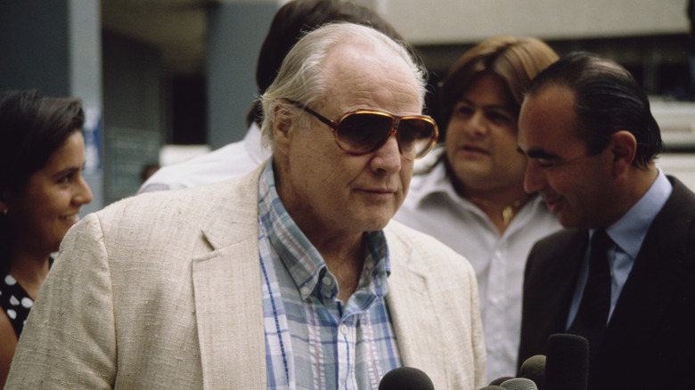 Marlon Brando outside L.A. County Jail in 1990