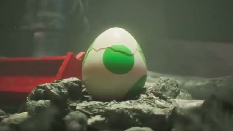 Yoshi egg cracking