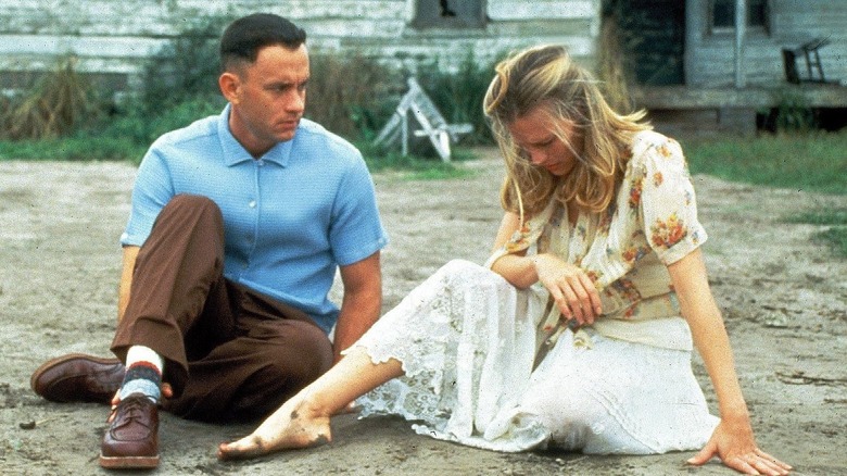 Forrest Gump and Jenny on ground