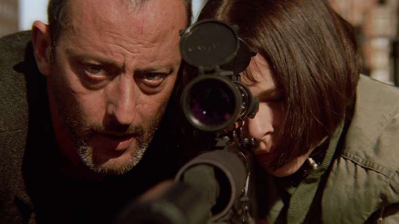 Leon and Mathilda with gun