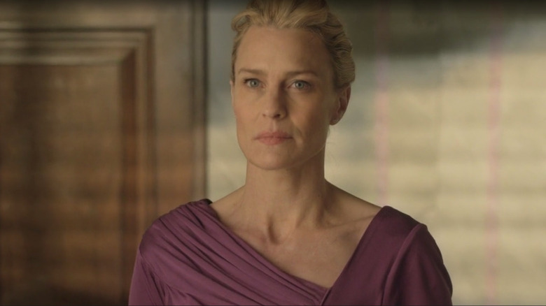 Robin Wright purple dress