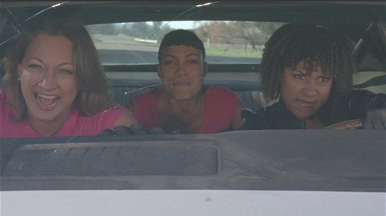 Zoë Bell, Abernathy, and Kim driving car