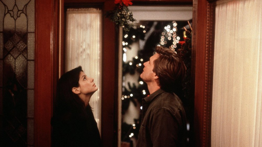 Sandra Bullock and Bill Pullman in While You Were Sleeping