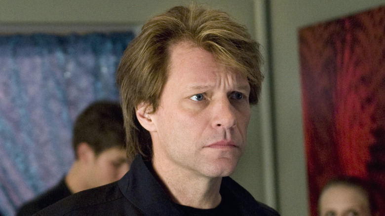 Jon Bon Jovi backstage in an episode of 30 Rock