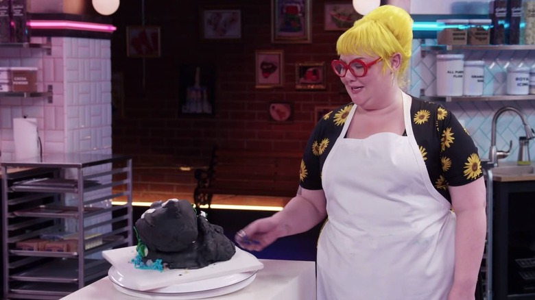 Nailed It! contestant with cake