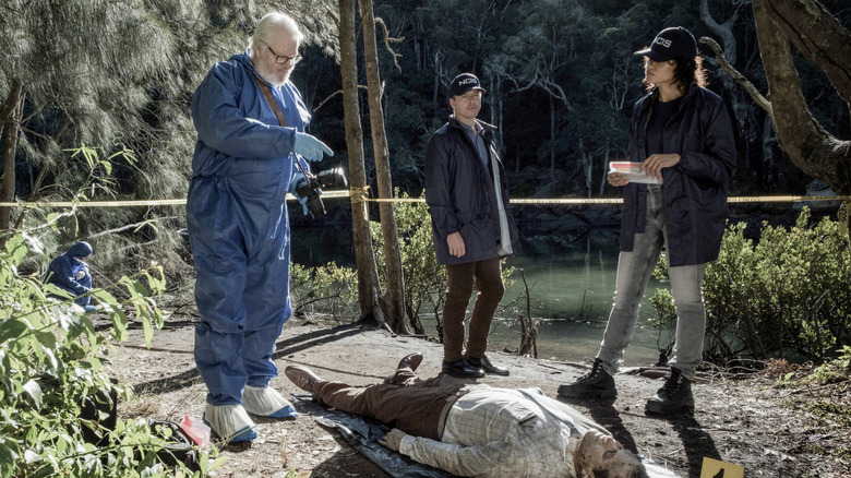 NCIS team at murder scene