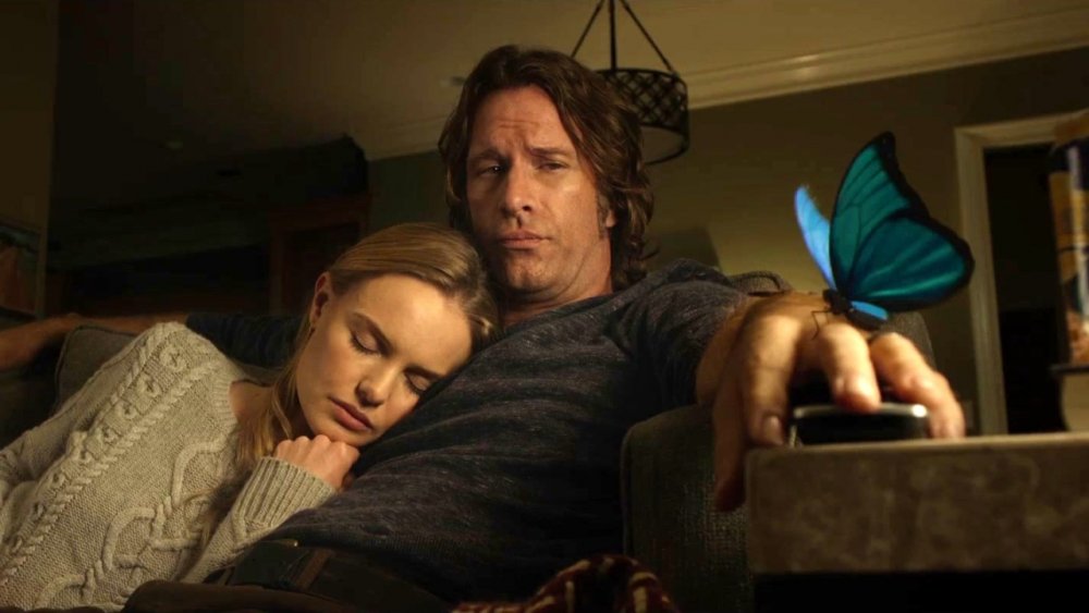 Kate Bosworth as Jessie Hobson and Thomas Jane as Mark Hobson in Before I Wake