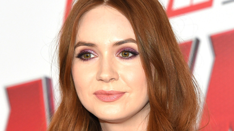 Karen Gillan wearing purple eyeshadow