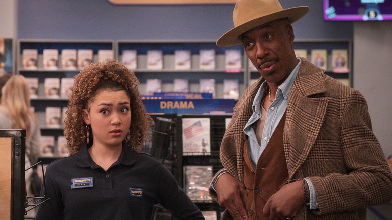 Kamaia Fairburn and JB Smoove in Blockbuster