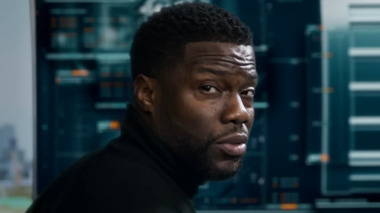 Kevin Hart looking over shoulder