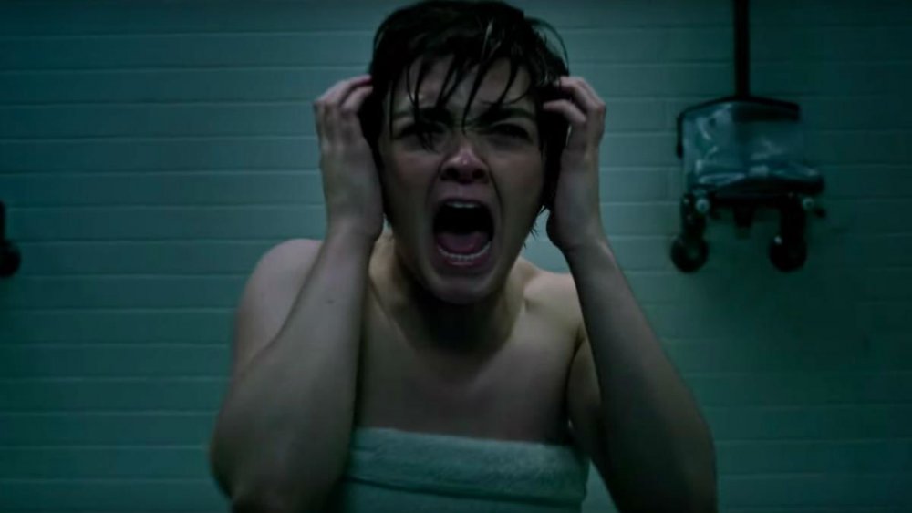 Maisie Williams as Rahne Sinclair screaming