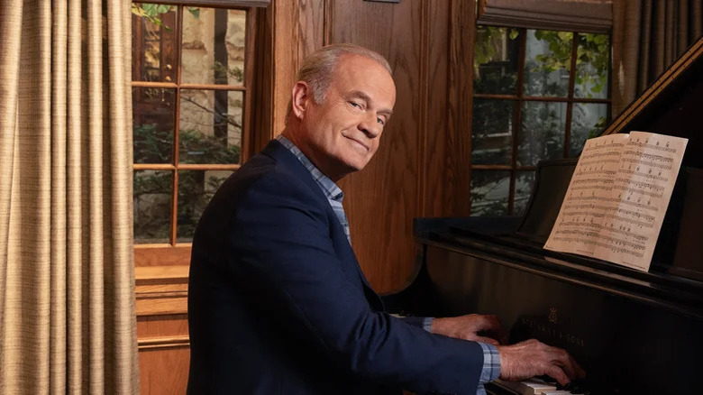 Frasier Crane playing piano