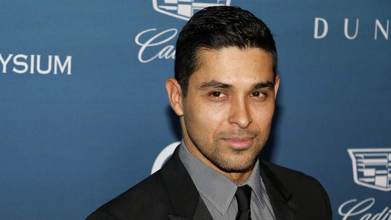 Wilmer Valderrama posing