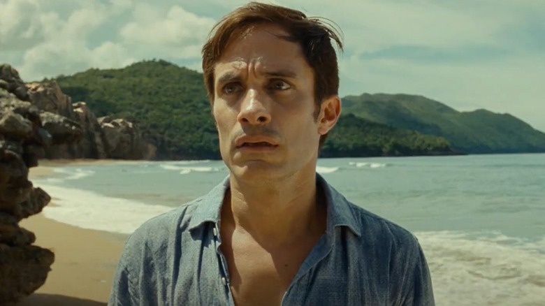 Gael García Bernal concerned on beach