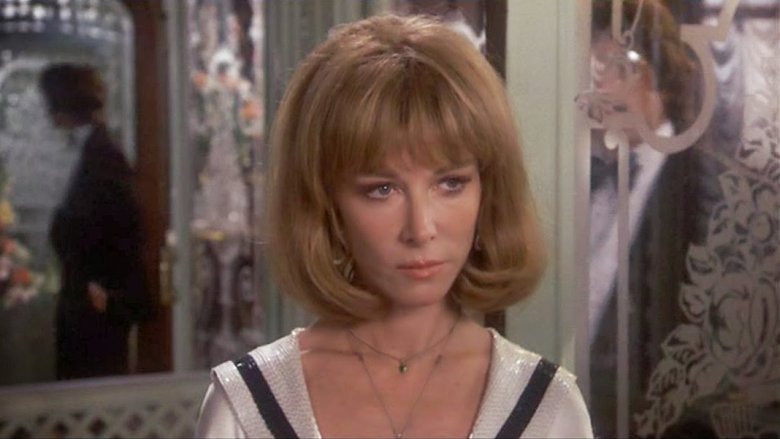 Lee Grant in Shampoo