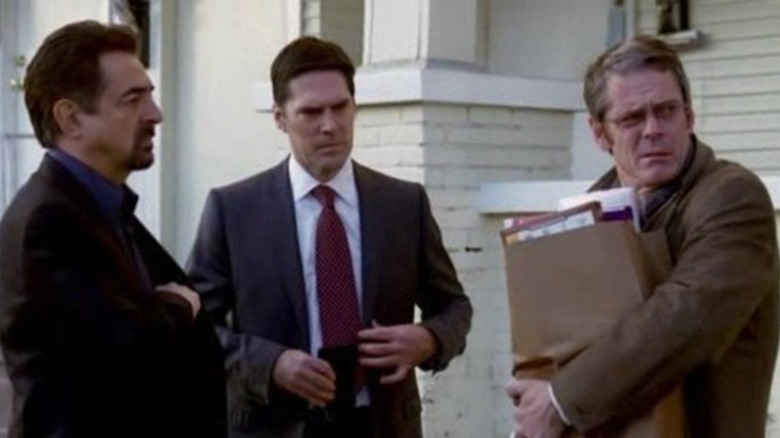 Rossi and Hotch talk to Foyet