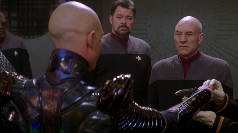 Shinzon talks to Picard