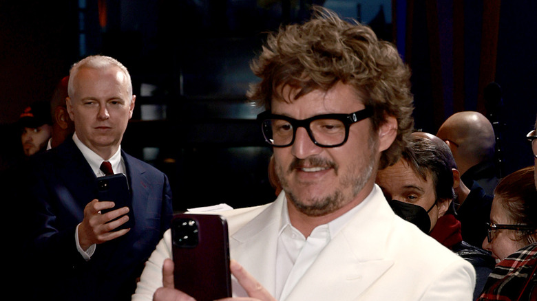 Pedro Pascal takes a selfie